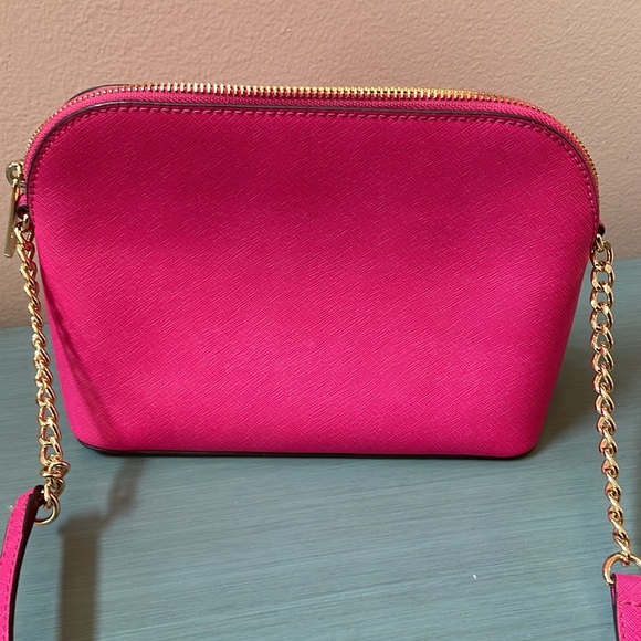 💖 EUC Hot Pink Michael Kors Crossbody Bag gold hardware Barbie Core - Picture 3 of 7